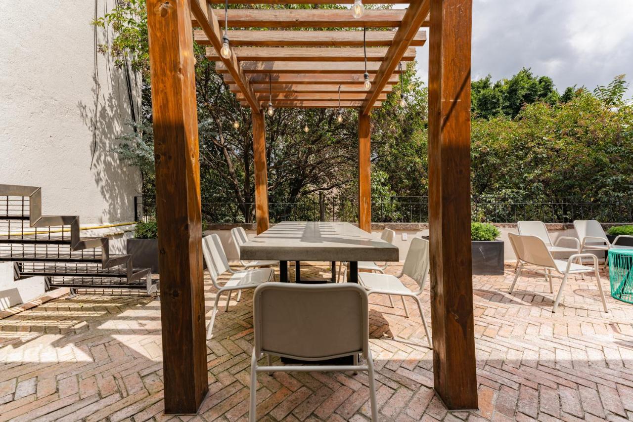 Casa Danubio Reforma By Vh Hostel Mexico City Exterior photo